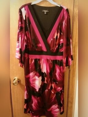 20W R&M Richards Dress